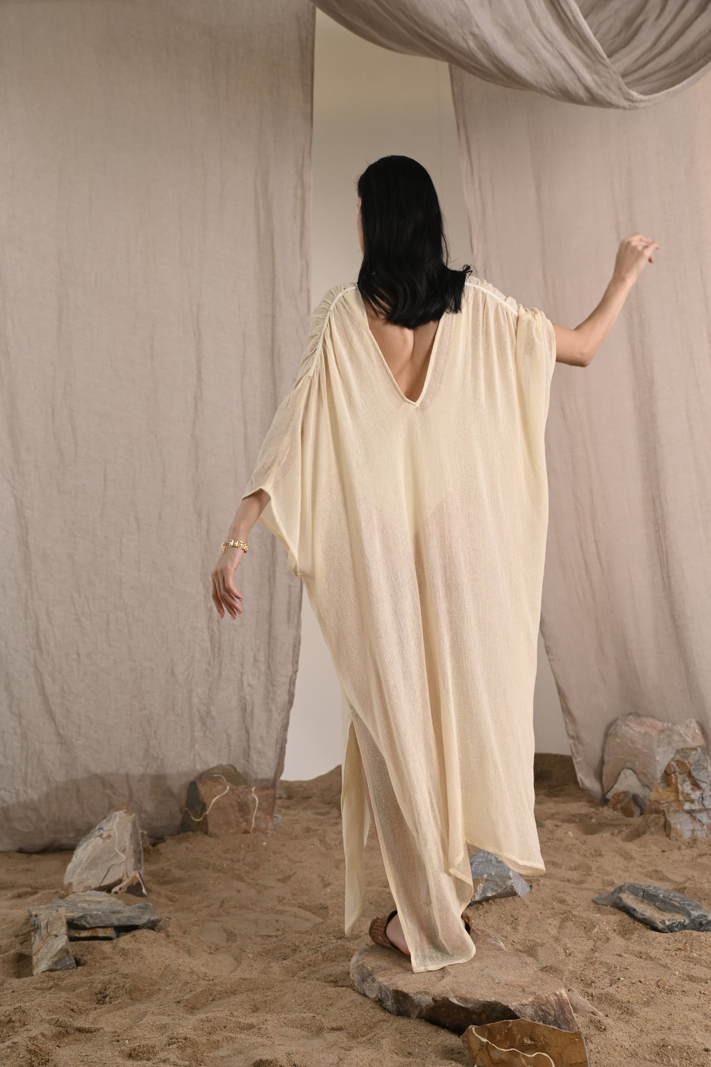 Jara Kaftan | Ivory