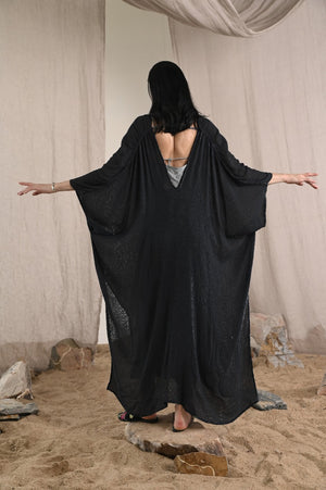 Jara Kaftan | Noir