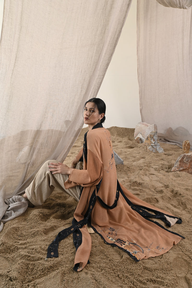 Kurakami Kimono | Quartz