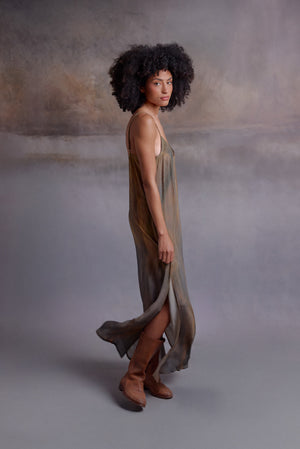 Liora Slip - Monsoon